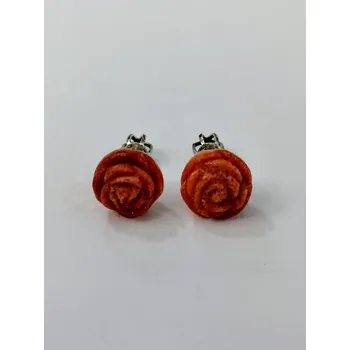 Náušnice Stříbrné naušnice růže vyřezané z korálu