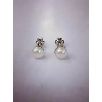 Náušnice Stříbrné naušnice s perlou
