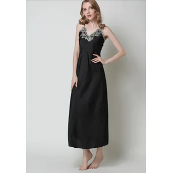 Dámská noční košile Dámská dlouhá saténová noční košilka s krajkou Barva: Černá, Velikost: 4XL