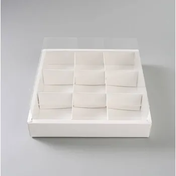 Krabice na pečivo Cake Star Cake Star Cukrářská krabice s průhledným víkem a dělící vložkou (25 x 25 x 10 cm)