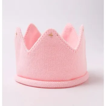 Čepice Dětská čepice ve tvaru korunky růžová