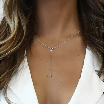 Náhrdelník B-TOP Dámský postříbřený náhrdelník s přívěskem kruhu a střapcem