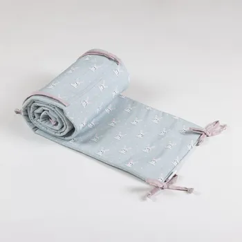 Tulimese Mantinel do postýlky bílý králíček UMÍSTĚNÍ MANTINELU: MANTINEL KOLEM CELÉHO OBVODU POSTÝLKY S ODDĚLENOU BOČNÍ STRANOU, VOLBA ROZMĚRU POSTÝLKY: MANTINEL PRO POSTÝLKU 120 X 60 CM