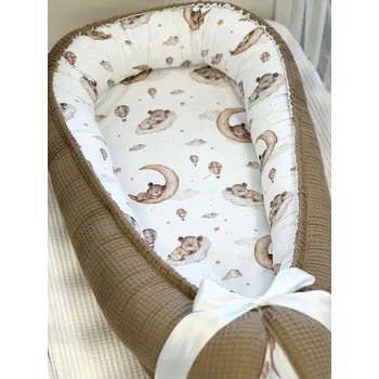 Hnízdečko pro miminko Oboustranné hnízdečko pro miminko - hnědé s medvídky na obláčku