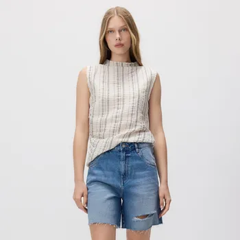 Dámské kraťasy Reserved - Džínové šortky s odřením - modrá - 9310H-55J - 9310H-55J-40