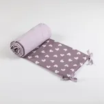 Tulimese Mantinel do postýlky fialová srdce UMÍSTĚNÍ MANTINELU: MANTINEL ZAKRÝVAJÍCÍ ČELA A JEDNU DLOUHOU STRANU POSTÝLKY, VOLBA ROZMĚRU POSTÝLKY: MANTINEL PRO POSTÝLKU 120 X 60 CM