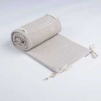 Dětsný nábytek Tulimese Mantinel do postýlky vaflový béžový UMÍSTĚNÍ MANTINELU: MANTINEL ZAKRÝVAJÍCÍ PROSTOR KOLEM HLAVIČKY MIMINKA, VOLBA ROZMĚRU POSTÝLKY: MANTINEL PRO ATYPICKOU POSTÝLKU