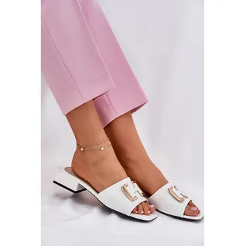Dámská obuv Elegantní Dámské Sandály Na Klínku Se Zlatým Detailem 62229 Vinceza Barva: Bílá, Velikost: 39