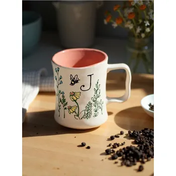 Sinsay - Hrnek s ručně malovaným vzorem - broskvová - 745GI-24X - 745GI-24X-ONE