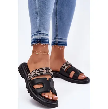 Dámské pantofle Kožené Dámské Sandály S Páskem Leopard Vinceza 66769 Barva: Černá, Velikost: 40