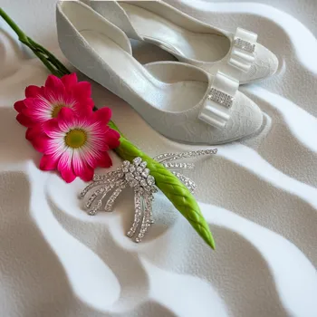 Dámské lodičky Krajkové svatební boty na nízkém podpatku bílé Velikost obuvi: 34