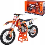 Model motorky Maisto KTM 450 SX-F Factory Edition 2018 v měřítku 1/6 s číslem 84