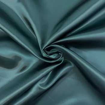 Satén Delia - Zelená smaragd