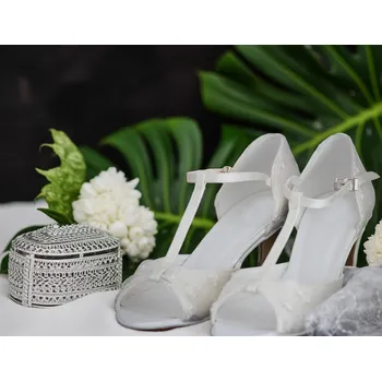 Dámské lodičky Krajkové svatební sandálky bílé Velikost obuvi: 34