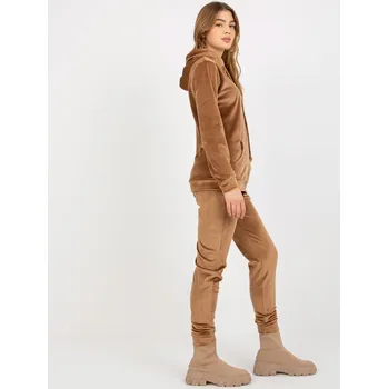 Souprava RV KMPL 6087 2.14 velbloudů S/M