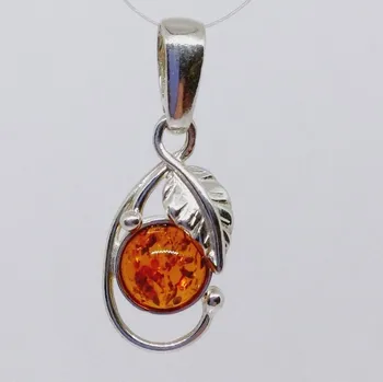 Přívěsek Přívěsek Jantarová kulička se stříbrným listem (přívěsek)