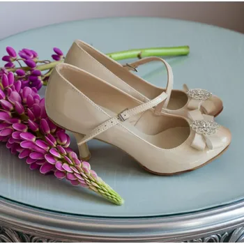 Dámské lodičky Lakované svatební lodičky s mašlí - béžové Velikost obuvi: 34