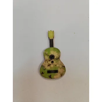 Knoflík Dřevěný knoflík lakovaný kytara č.7