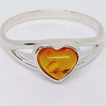 Prsten Prsten Jantarové srdíčko (prsten)