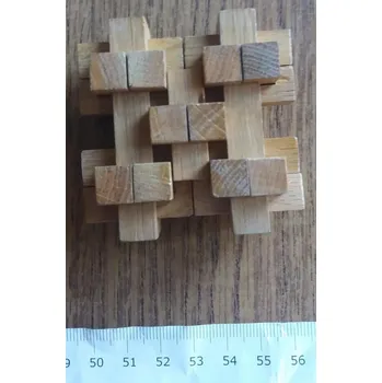 Hlavolam Ctyřnásobný kříž