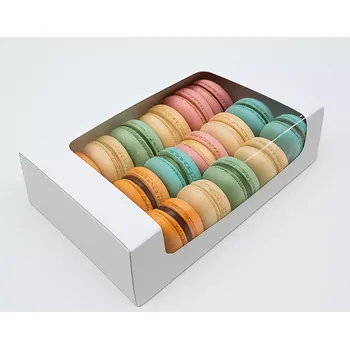 Krabička na makronky bílá s průhledným okénkem 20x13x5,5 cm