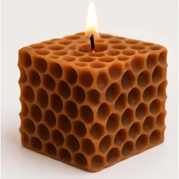 Svíčka Vonná svíčka Zajímavý patvar | 90 g | Svíčkománie3D | Barva: Hnědá