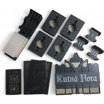 Příslušenství k deskovým hrám MitroCZECH Kutná Hora: Město stříbra - insert pro hru Barva: Černo-stříbrná + transparentní