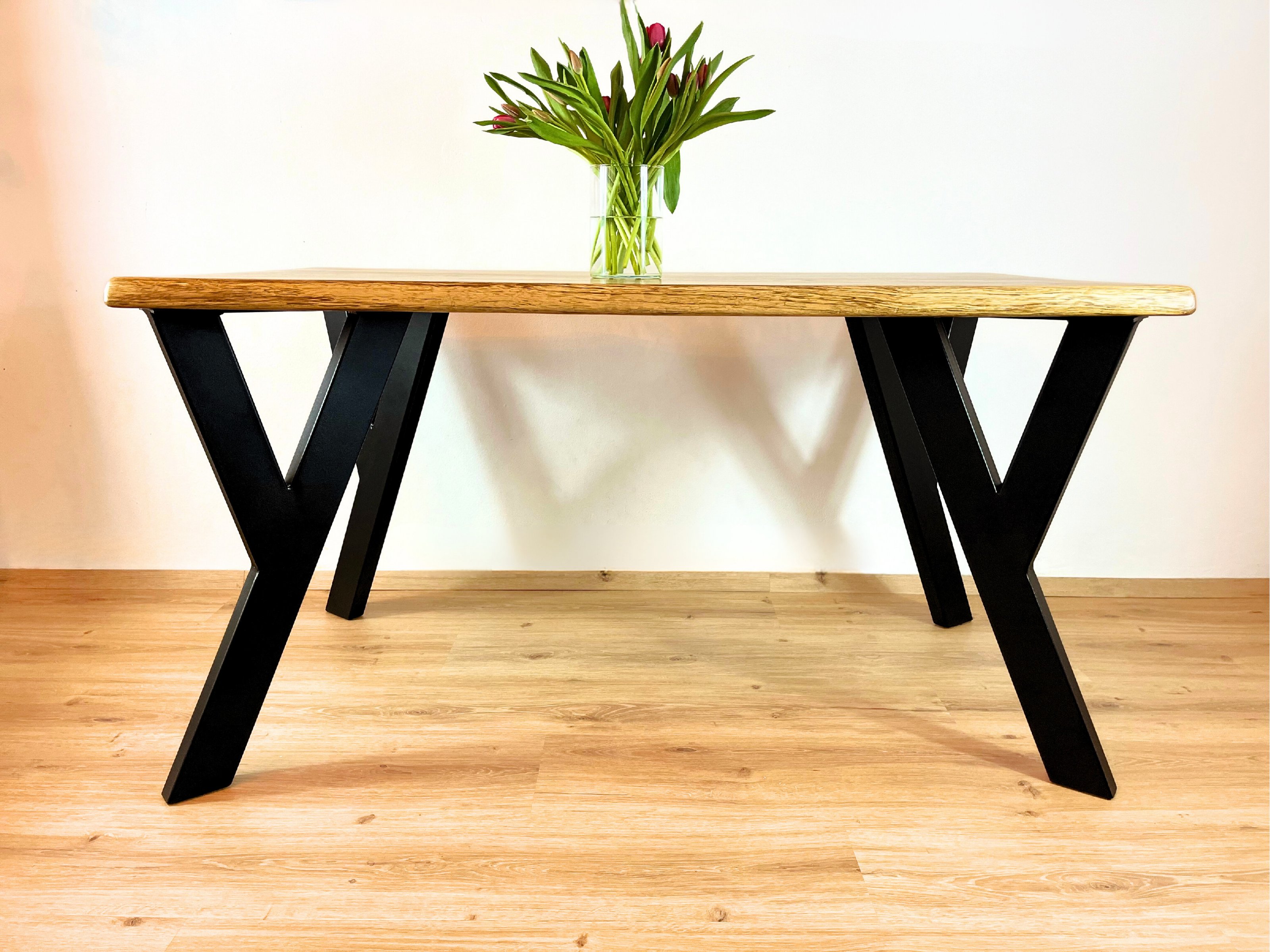 Stolové nohy/podnož „Y“ (4ks) Zvolit Barvu :: ČERNÁ - RAL 9005, Materiál: Jekl 80x80x2mm