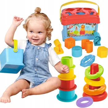 Set na hraní 3 v 1 - vkládačka, pyramida, kelímky