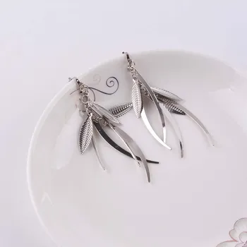 Náušnice B-TOP Náušnice klipsy list