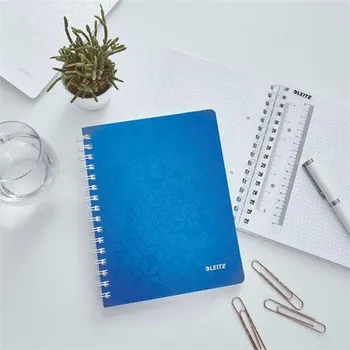 Zápisník A5 Leitz, 80 listů, tvrdé desky