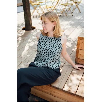 Top Frida zelené safari Velikost: M/L