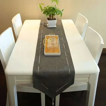 ubrus Dekorativní běhoun na stůl s třásněmi, tmavě šedý, 32x180 cm