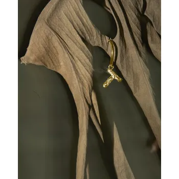 Přívěsek Eliška Lhotská Jewellery NEW ARCHEOLOGY Zlatý kroužek s písmenem SINGLE - Au 585/1000 Písmeno: O