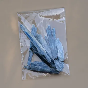 Přírodní kámen Hromádka kyanitu