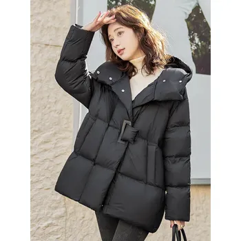 Dámská parka Dámská péřová bunda – teplá, volný střih Barva: Černá, Velikost: M