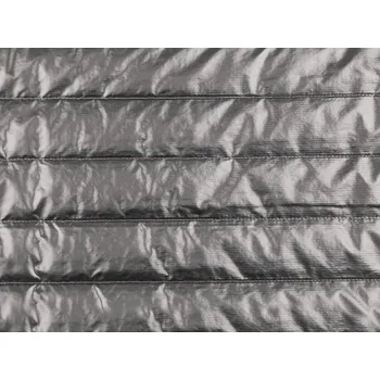 Prošívaná šusťákovina / prošev zateplená s podšívkou pruhy 4,5 cm, barva 3 (5) šedá metalic