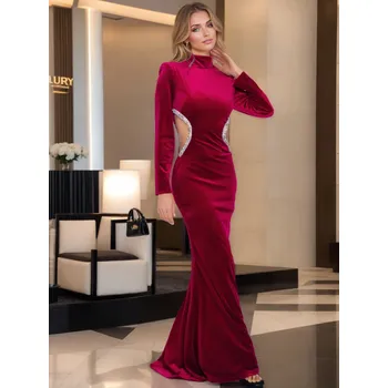 Dámské šaty večerní šaty z veluru, kulatý výstřih, dlouhý rukáv, výšivka v pase Barva: Bordová, Velikost: S