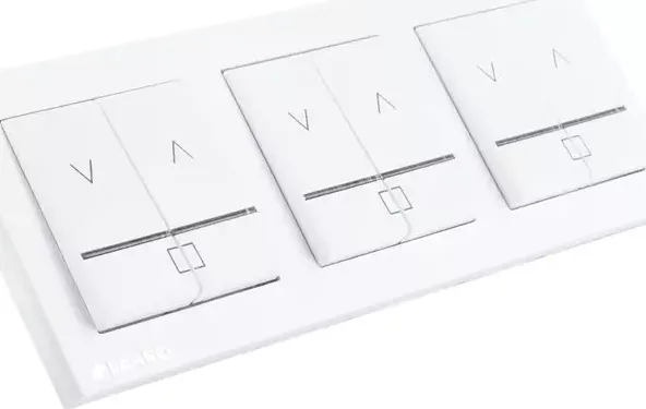 Nástěnný trojvypínač LP3 bílý FAKRO