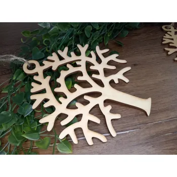 Vánoční dekorace Dřevěný stromeček na zavěšení - 14 x 17cm