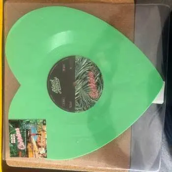 Zahraniční hudba EP Black Honey: Corrine LTD | CLR 2020 Heart Shaped Green Vinyl Limited Edition