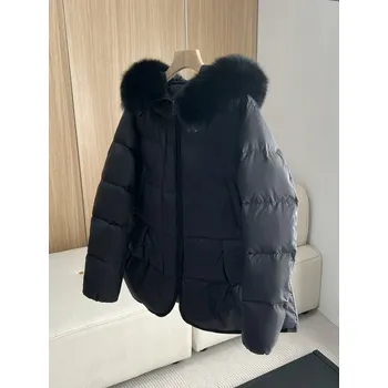 Dámská bunda Krátká dámská péřová bunda s límcem z kožešiny Barva: Černá, Velikost: M