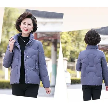 Dámská parka Zimní péřová bunda s péřovým límcem a lesklým povrchem Barva: Fialová, Velikost: L