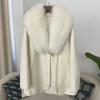 Dámský kabát Vlněný kabát s pravým kožešinovým límcem Barva: Béžová, Velikost: S