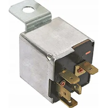 Relé 1-40-758-024 1-40-158-047 VPM5282 Relé předního světlometu Case