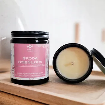 Svíčka Sójová vonná svíčka Jahodový sorbet Otso Handmade