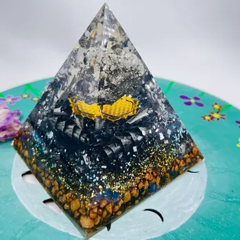 Orgonitová pyramida pro silnou ochranu, naslouchání srdci a radost