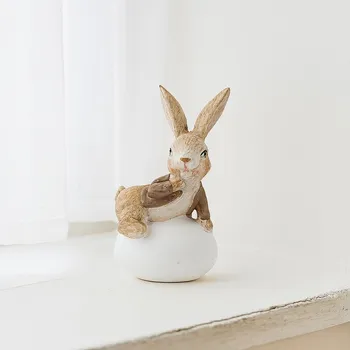Velikonoční dekorace Wikholm Form Hravý zajda Kanin s vajíčkem