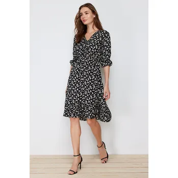 Dámské šaty Dámské šaty Trendyol Floral Patterned Trendyol černá 1202657