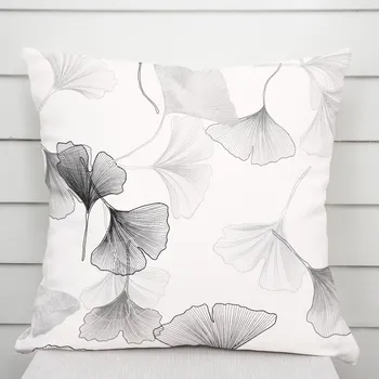 Povlak na dekorativní polštářek Bavlněný povlak na polštář Sandra SA-512 Šedo-bílé ginkgo listy na bílém 40 x 60 cm